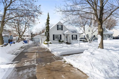 16 Briarwood Drive, West Seneca, NY, 14224 | Card Image