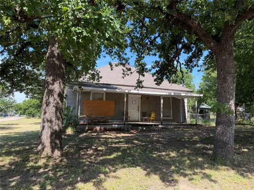 1201 N Elm St, Weatherford, TX, 76086-1821 | Card Image