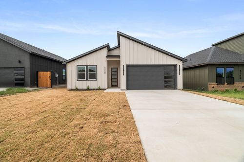 5220 Farnsworth Ave, Fort Worth, TX, 76107 | Card Image