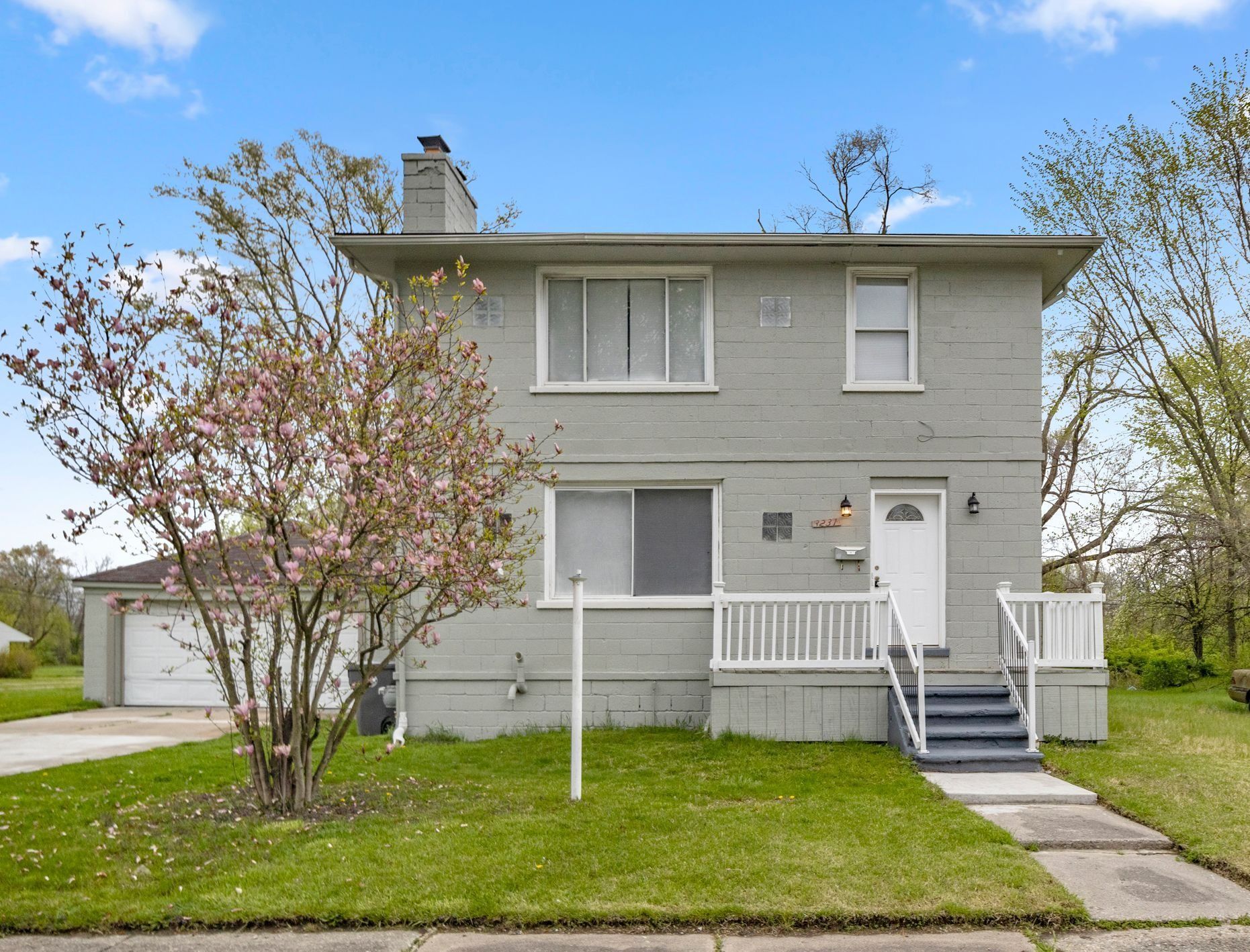 Walnut St, Inkster, MI 48141