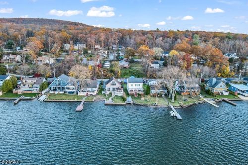 59 Forest Lake Dr, Hewitt, NJ, 07421-3217 | Card Image