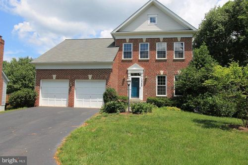 12360 Corncrib Ct, BRISTOW, VA, 20136-3008 | Card Image