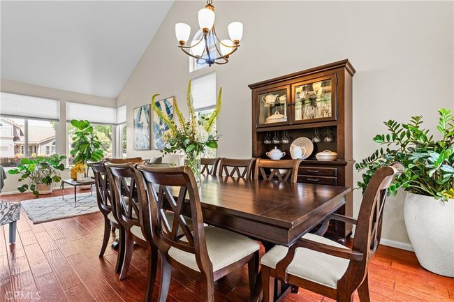 Formal dining room | Image 12