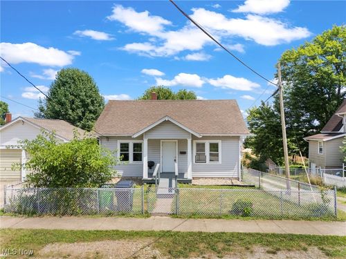 16 S State St, Rittman, OH, 44270-1547 | Card Image