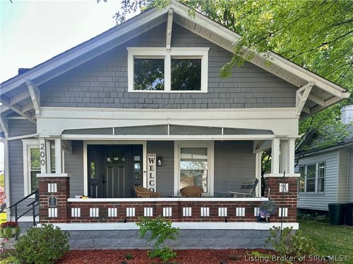 200 Elm St, Clarksville, IN, 47129-2706 | Card Image