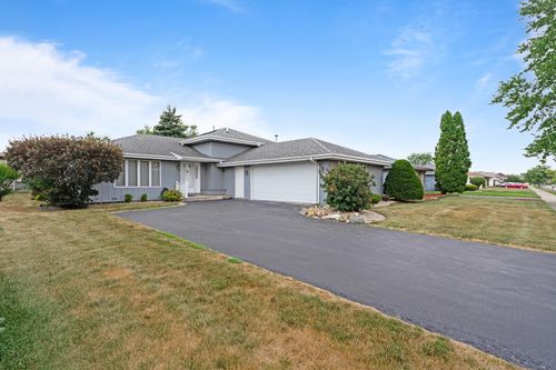 20144 Driftwood Ave, Lynwood, IL, 60411-6811 | Card Image