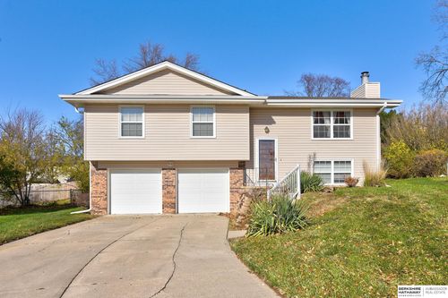 15310 Douglas Circle, Omaha, NE, 68154 | Card Image