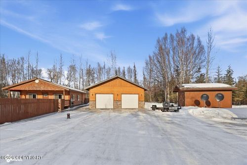 47067 Sherwood Cir, Kenai, AK, 99611-9405 | Card Image