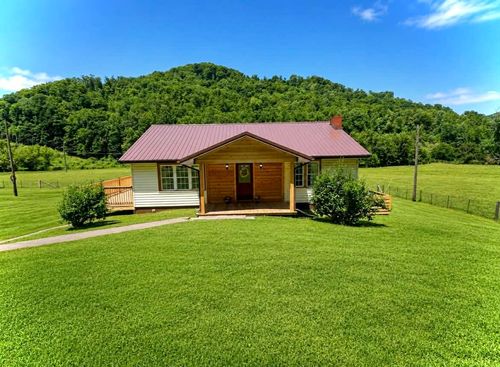 2082 Kentucky 92, Pineville, KY, 40977 | Card Image