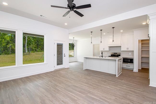 5013 Springwood Cir, House other with 4 bedrooms, 2 bathrooms and null parking in Bryant AR | Image 7