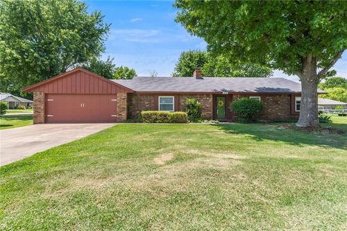 902 Dogwood Ln, Prairie Grove, AR, 72753-2538 | Card Image