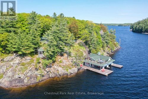 8-1869 Muskoka Rd 118 W, Muskoka Lakes, ON, P1L1W8 | Card Image