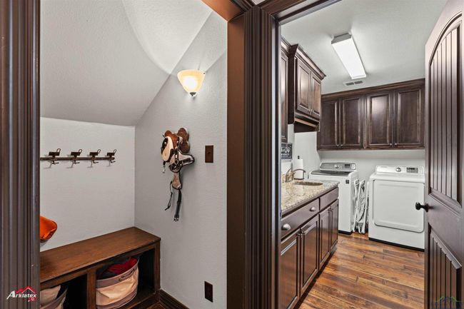 200 Beavers Bend Rd, House other with 4 bedrooms, 2 bathrooms and null parking in Marshall TX | Image 18