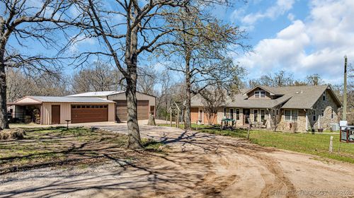49304 E County Road 1580, Stratford, OK, 74872-6735 | Card Image