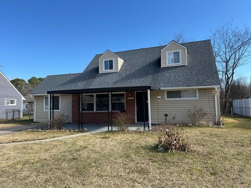 1905 Chesapeake Ave, Chesapeake, VA, 23324-1919 | Card Image