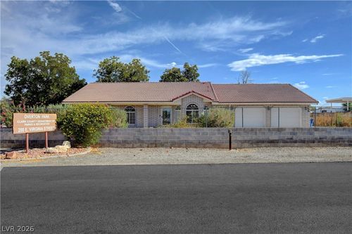 155 E Virginia Avenue, Overton, NV, 89040 | Card Image