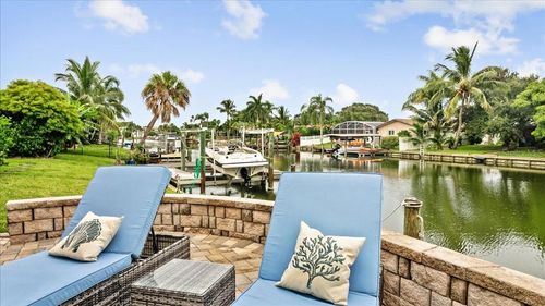 4 Sloop Dr, Cocoa Beach, FL, 32931-2619 | Card Image