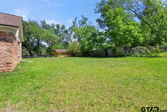 2213 Suanne Dr, House other with 3 bedrooms, 2 bathrooms and null parking in Tyler TX | Image 29