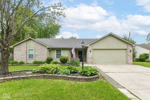 20693 Alpine Dr, Noblesville, IN, 46062-8320 | Card Image