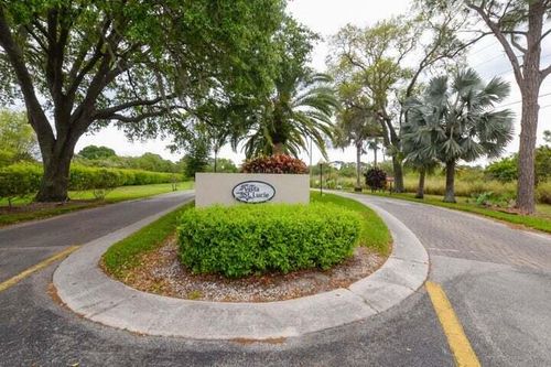 204-7 Lake Vista Trl, Fort Pierce, FL, 34952-6385 | Card Image