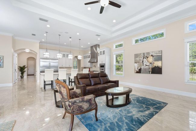 Family room | Image 23