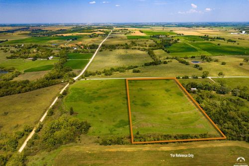 115 N 1150 Rd, Berryton, KS, 66409-9023 | Card Image