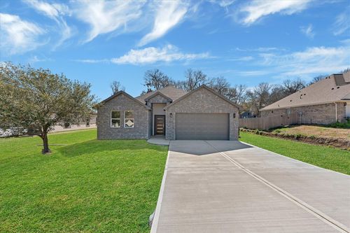 939 Lake View Dr, Montgomery, TX, 77356-5786 | Card Image