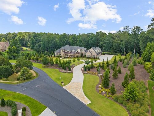 570 Lost River Bnd, Milton, GA, 30004-8301 | Card Image