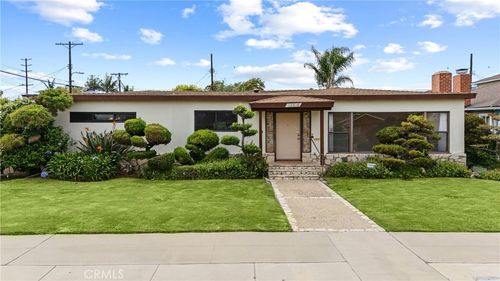 12319 Aneta St, Culver City, CA, 90230-5915 | Card Image