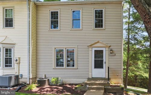 31b-6439 Birch Leaf Ct, BURKE, VA, 22015-3531 | Card Image