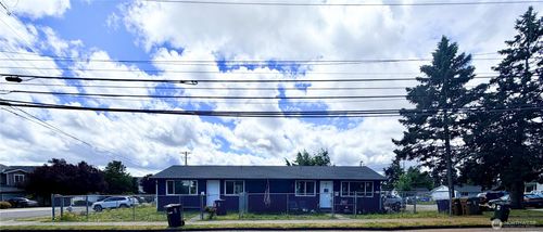 3902 S 66th Street, Tacoma, WA, 98409 | Card Image