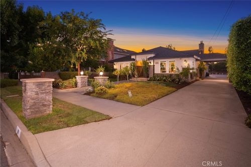 1111 S 10th Ave, Arcadia, CA, 91006-4506 | Card Image