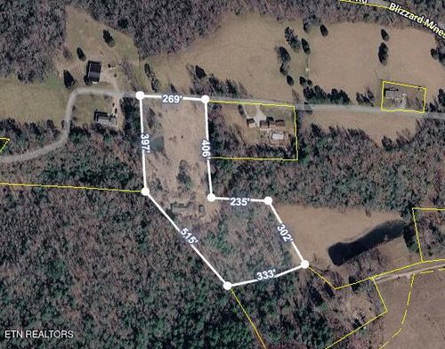 577 Blizzard Mines Rd, Harriman, TN, 37748-3853 | Card Image