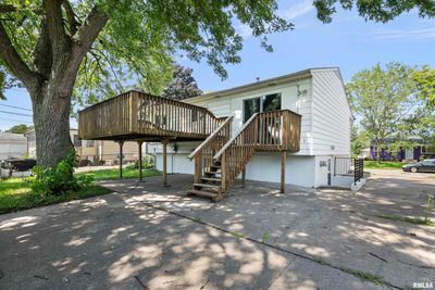 344 39 Th Avenue, House other with 3 bedrooms, 1 bathrooms and null parking in East Moline IL | Image 3