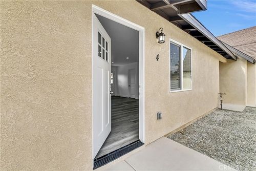 4-9156 Catawba Ave, Fontana, CA, 92335-4416 | Card Image