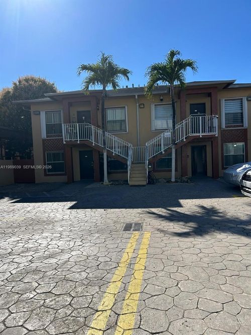 apt-102-128 W 21st St, Hialeah, FL, 33010-2642 | Card Image