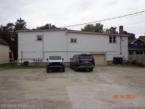 3552 Avon Street, Hartland Township, MI, 48353 | Card Image