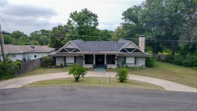 4211 High Oaks Street, House other with 4 bedrooms, 3 bathrooms and null parking in Muskogee OK | Image 2