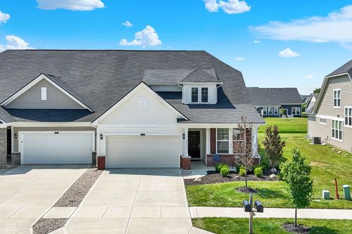 887 Tuxedo Dr, Westfield, IN, 46074-7679 | Card Image