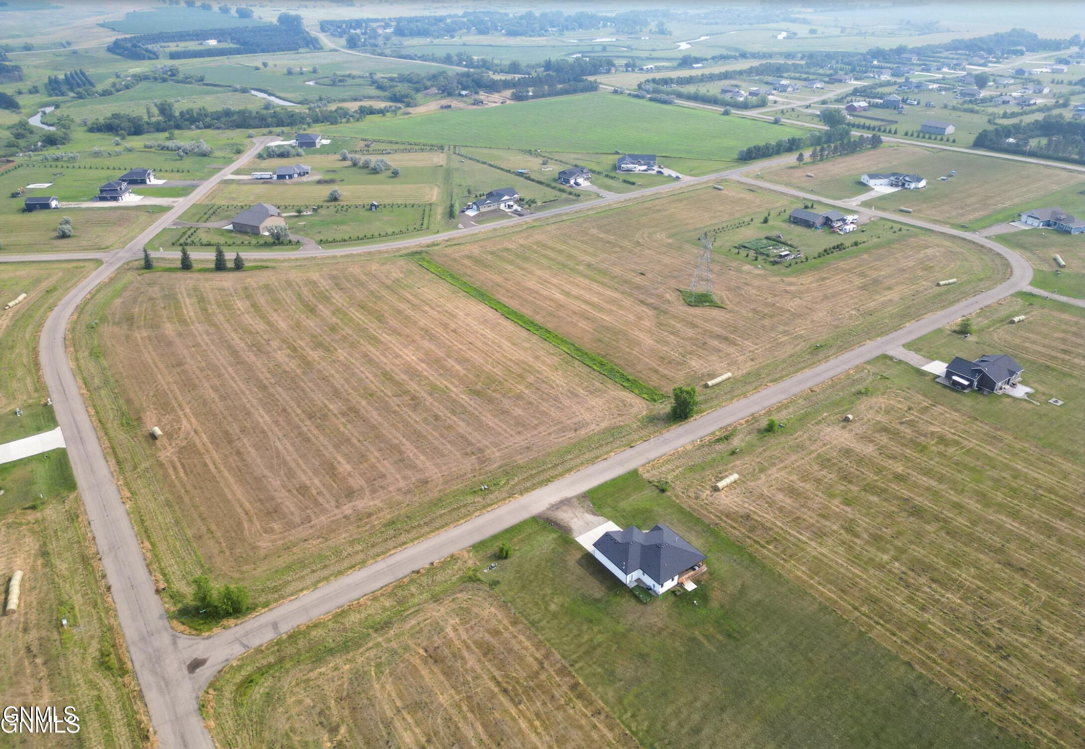 Land in Menoken