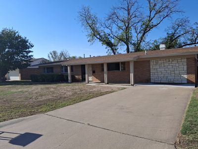 2804 47th St, House other with 4 bedrooms, 3 bathrooms and null parking in Snyder TX | Image 3