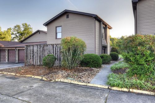 d-515 Pilgrim Ct, Johnson City, TN, 37601-9267 | Card Image