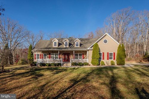 987 Riverside Dr, LURAY, VA, 22835-3019 | Card Image