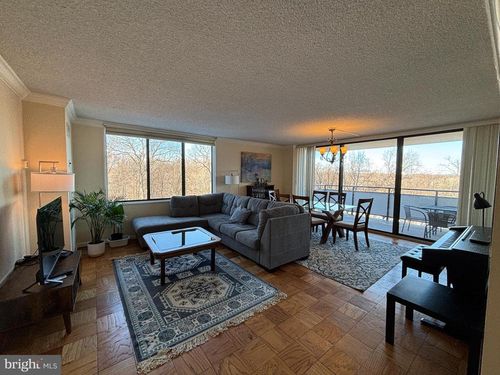 apt-528n-5225 Pooks Hill Rd, BETHESDA, MD, 20814-6746 | Card Image