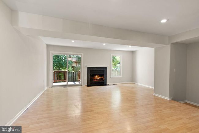 7390 Stream Way, Townhouse with 3 bedrooms, 4 bathrooms and null parking in SPRINGFIELD VA | Image 8