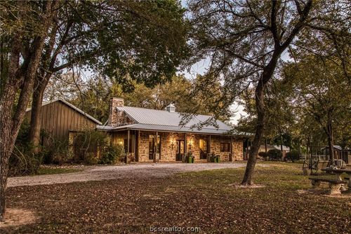 39761 Mesquite, Hempstead, TX, 77445 | Card Image