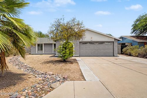 945 N Central Dr, Chandler, AZ, 85224-3543 | Card Image