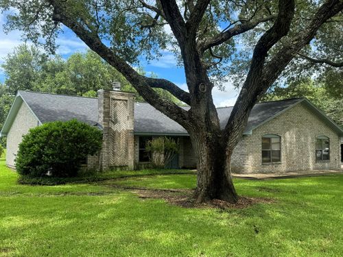 4 Shantilly Ln, Bay City, TX, 77414-8523 | Card Image