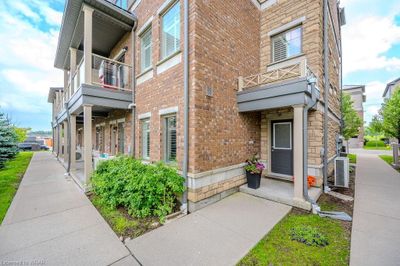 A8 - 70 Willowrun Dr, Townhouse with 2 bedrooms, 2 bathrooms and 2 parking in Kitchener ON | Image 3