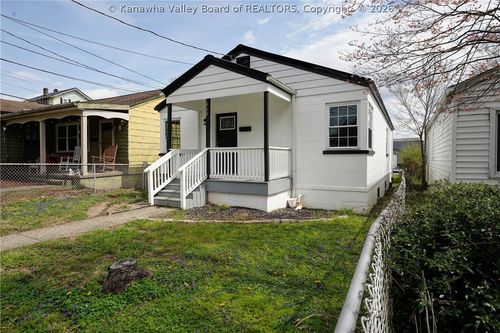 460 23rd St, Dunbar, WV, 25064-1634 | Card Image